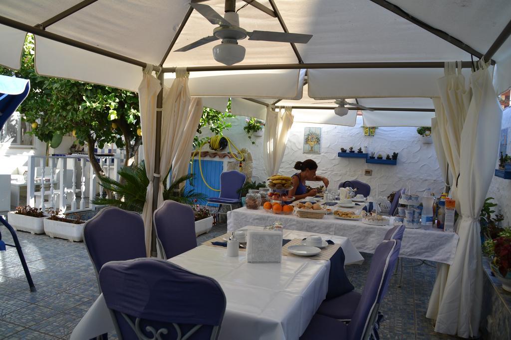 B&B Gi & Gio Cabras Exterior photo