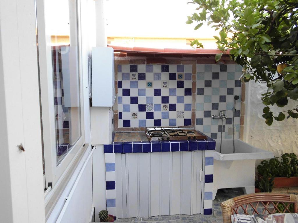 B&B Gi & Gio Cabras Exterior photo